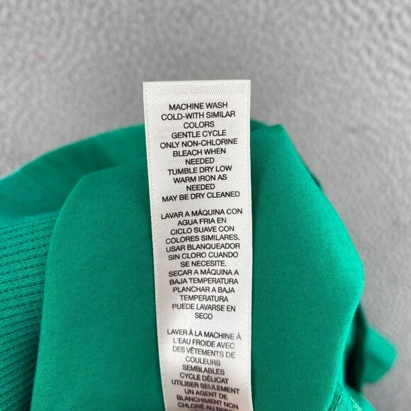 Chicos Pants 0.5 US 6 Green Fitigues Capris Stretch Straight Leg Pockets Casual - Picture 7 of 13